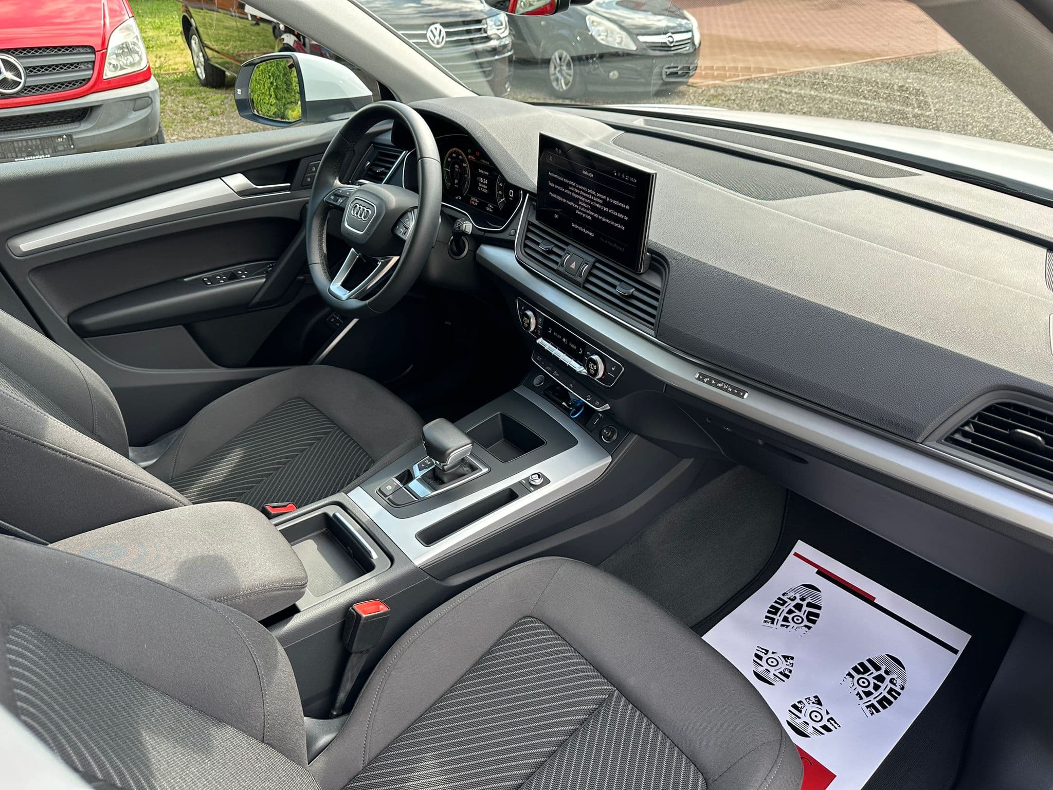 Audi Q5 50 TFSI e quattro S-tronic, 2.0 Litri, 265CP, Plug-in-Hybrid, 5