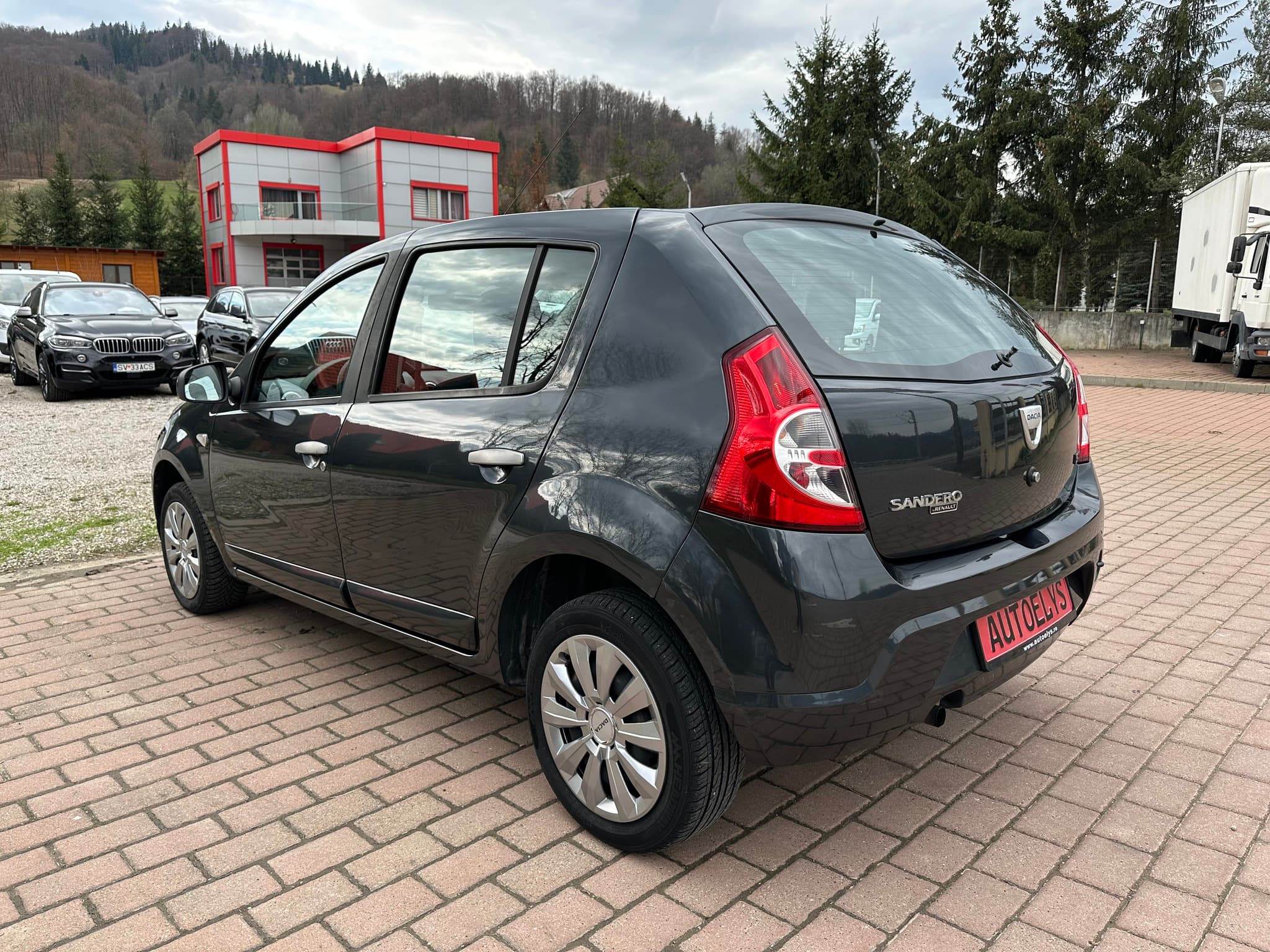 Dacia Sandero 1.5 DCI Laureate 3