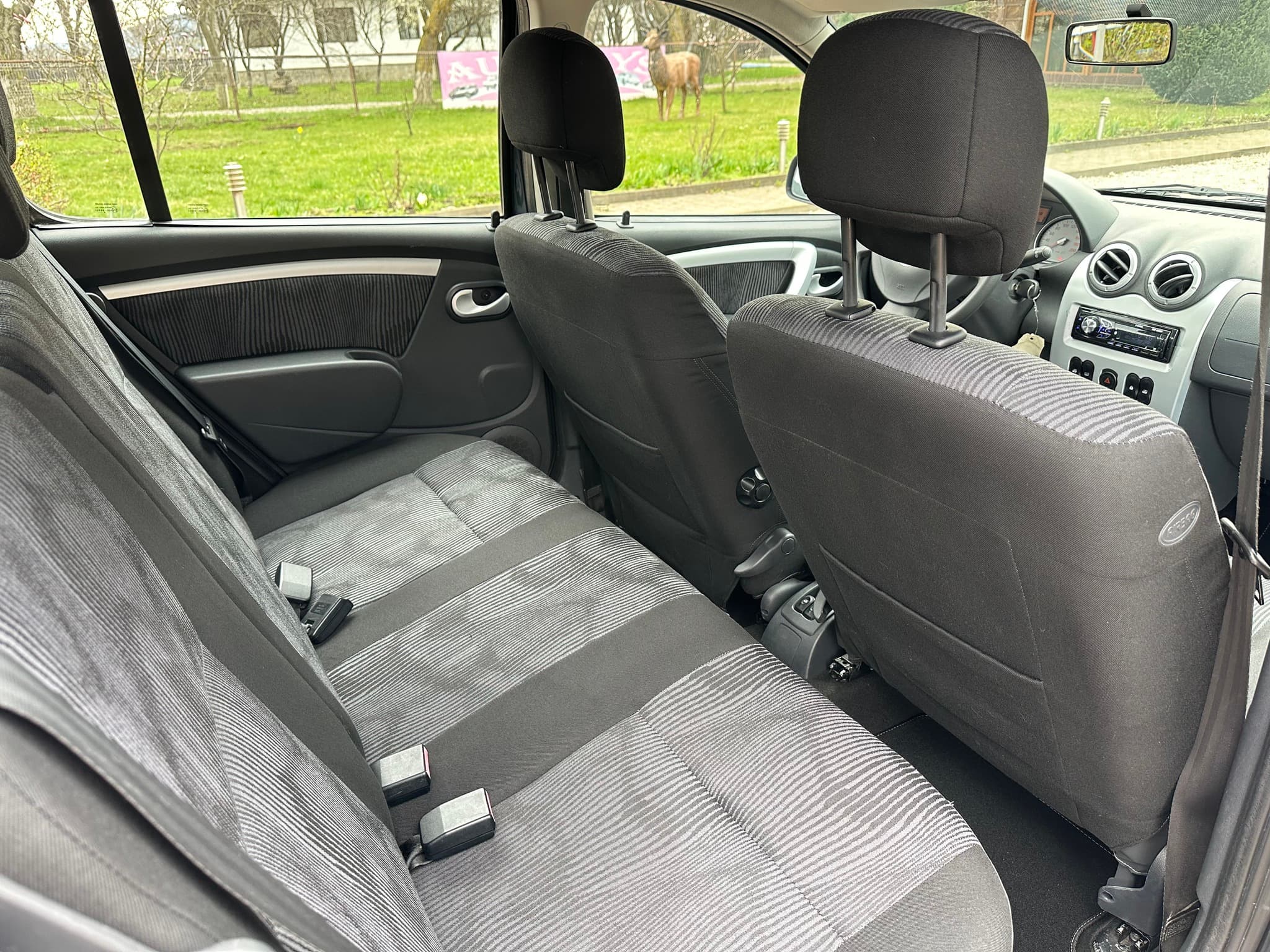 Dacia Sandero 1.5 DCI Laureate 5