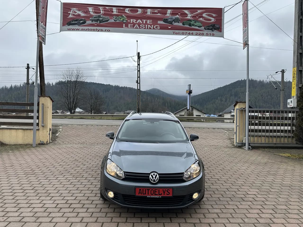 VW GOLF VI 1.6 TDI MATCH, 105CP 2