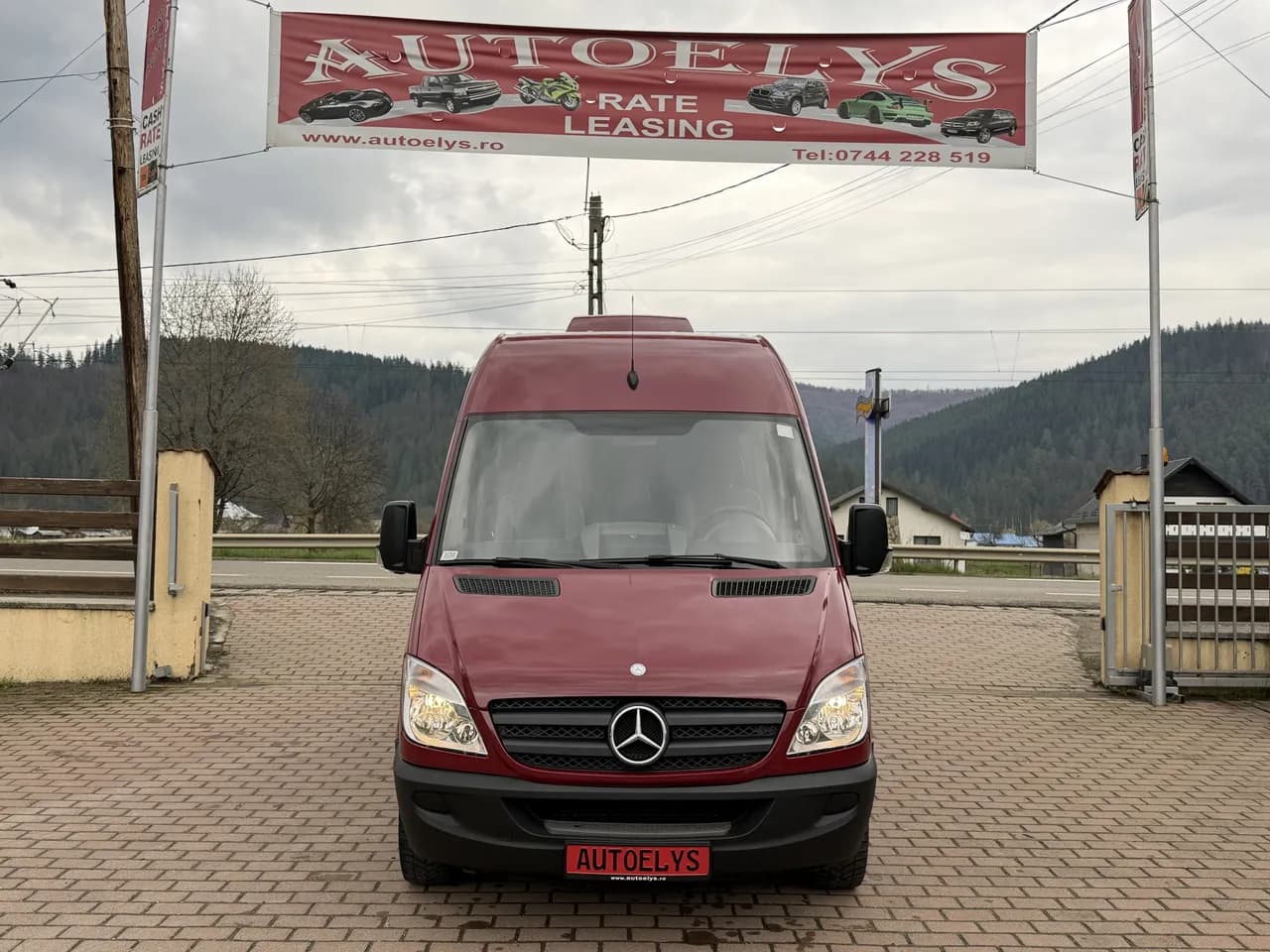 MERCEDES-BENZ SPRINTER MAXI L3H3, 313CDI, Blueefficiency, EURO 6, 9 Locuri 2
